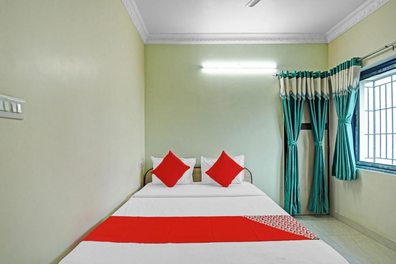 Oyo Flagship 84655 S S Guest House Calcutta Extérieur photo